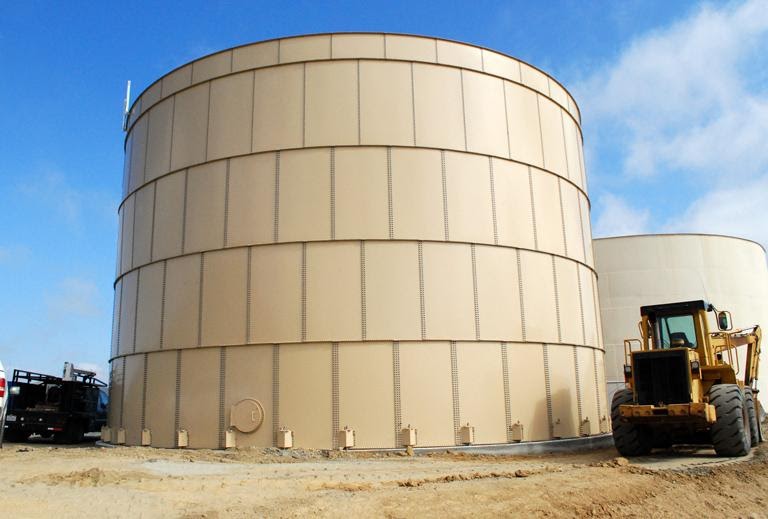 tanque de almacenamiento de agua